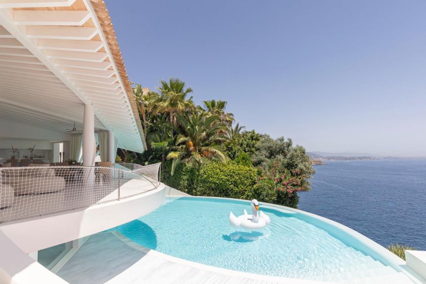 Por qu&eacute; Lyvo es mejor que encontrar ayuda en las redes sociales en Mallorca